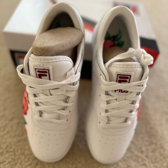 Fila Original Embroidery - Picture 2 of 6